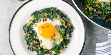 Greek-Style Eggs with Leeks and Feta